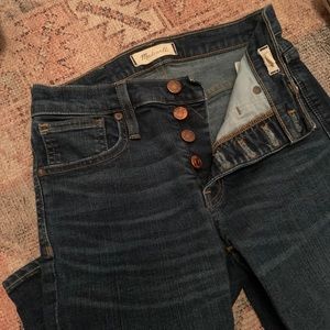 Madewell 9” high-rise skinny button fly